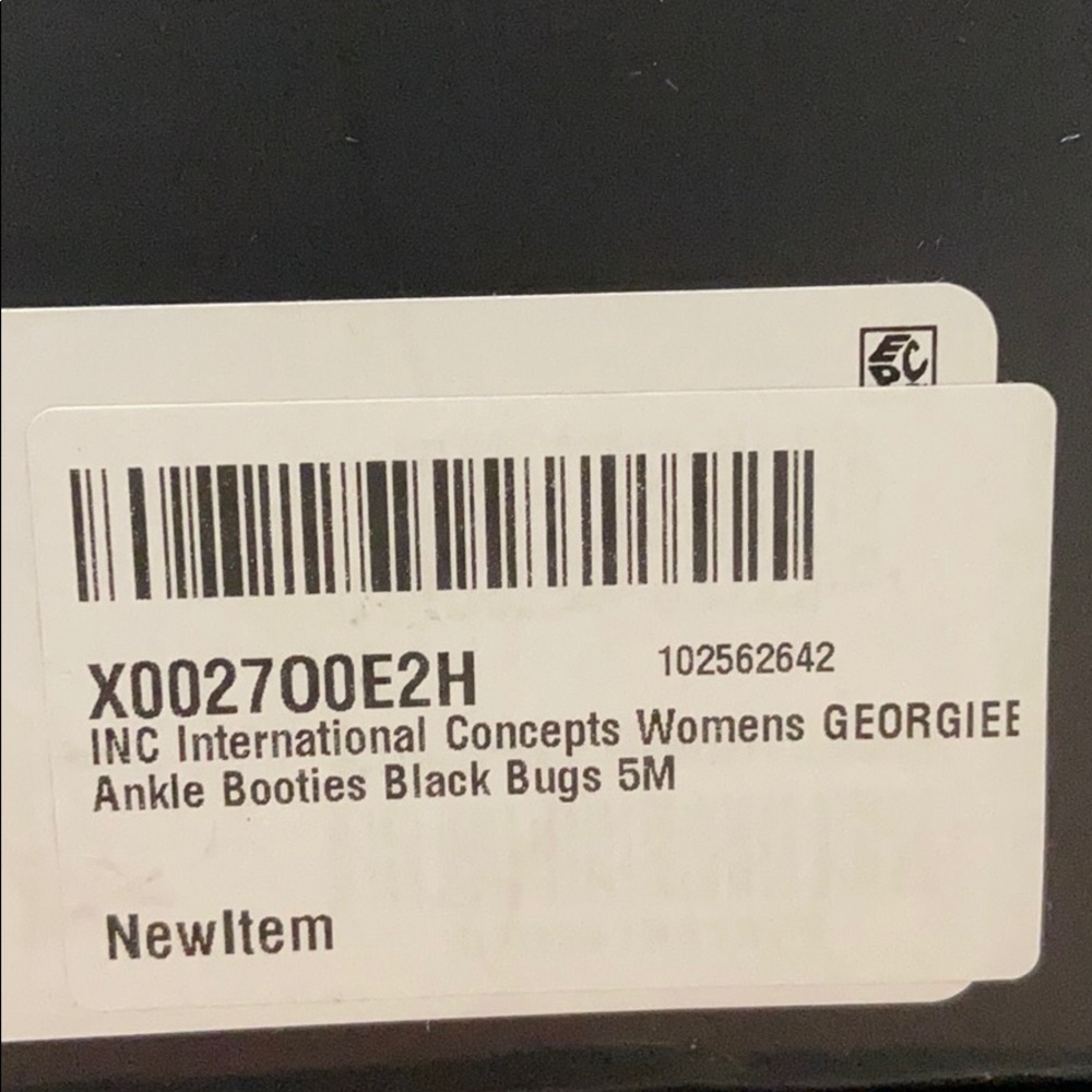 INC Womens GEORGIEE Ankle Black Bootie Bugs - Picture 4 of 4